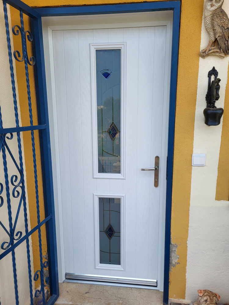 -07-simply-door-windows-comp-doors-
